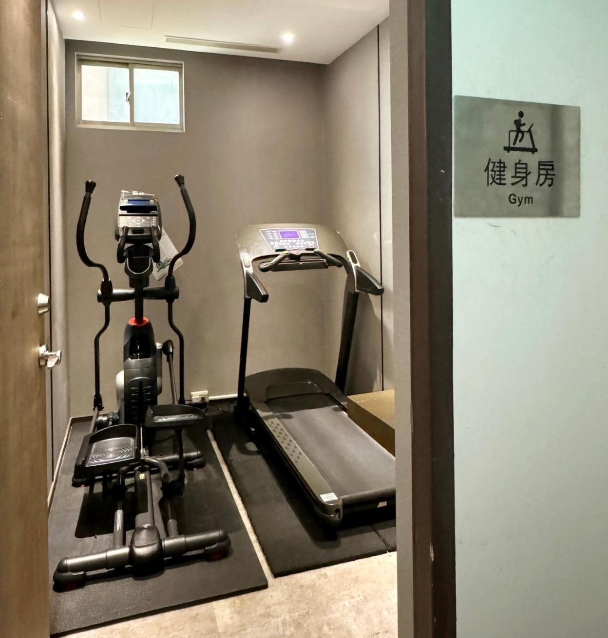 Harbour 10 Hotel كاوشيونغ المظهر الخارجي الصورة