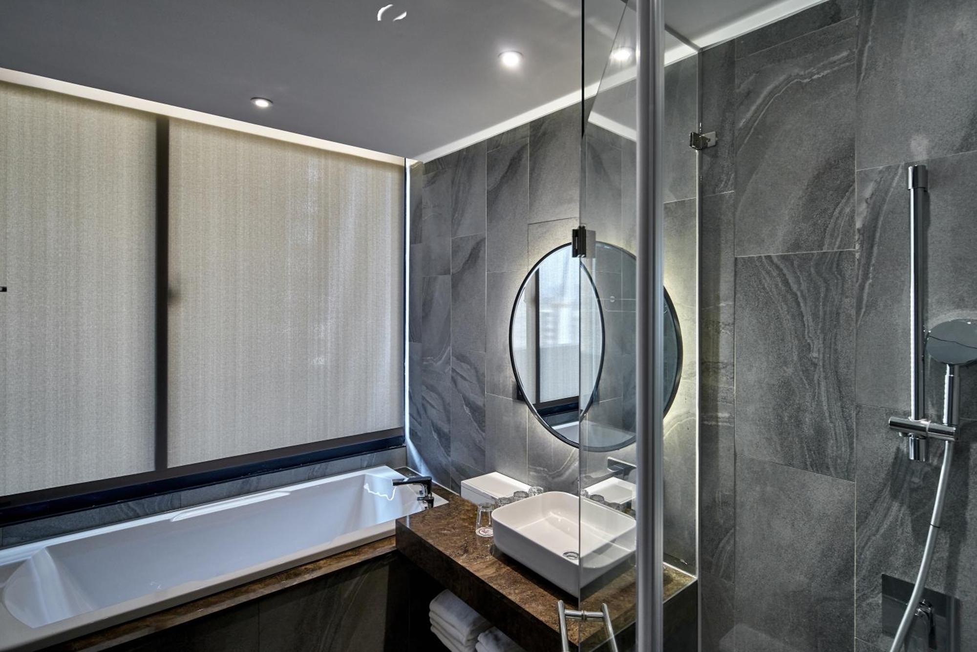 Harbour 10 Hotel كاوشيونغ المظهر الخارجي الصورة